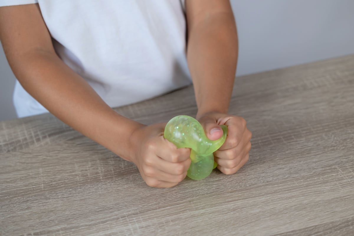 Minty Peas-in-a-Pod squishy toy